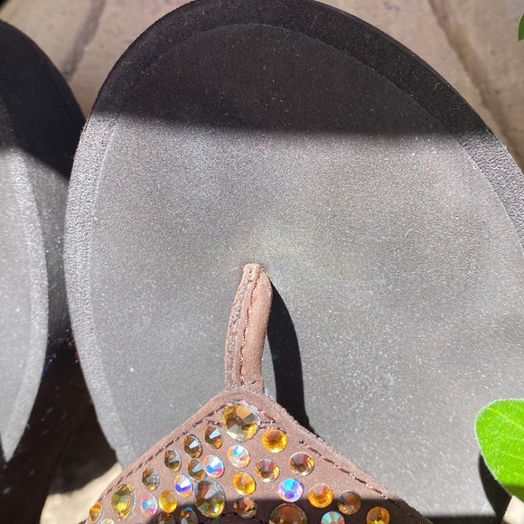 Yellow Box Sandals - Picture 4 of 13